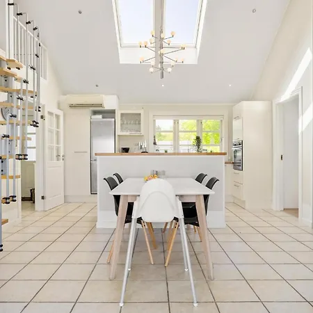Amazing In With Kitchen Holiday home Oro