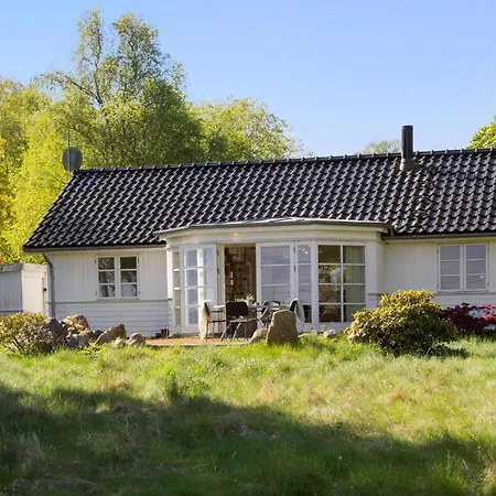 Amazing In With Kitchen Holiday home *